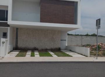 Casa en condominio de 3 habitaciones, El Marqués · Casa en Renta