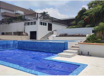 Casa · 527m² · 5 Recámaras · 6 Estacionamientos · Casa Venta, Vista Panorámica, Rancho Tetela, Cuernavaca