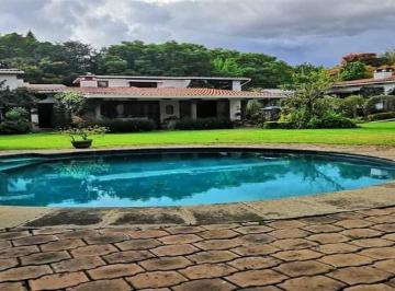 Casa de 6 habitaciones, Cuernavaca · Casa en Renta de Fin de Semana en Cuernavaca Morelos, con Alberca
