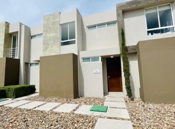 Casa · 89m² · 3 Recámaras · 2 Estacionamientos · Casa Nueva en Zakia El Marques