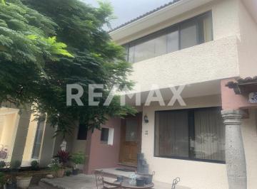 Casa · 323m² · 5 Recámaras · Venta Casa Pueblo Nuevo - (4)