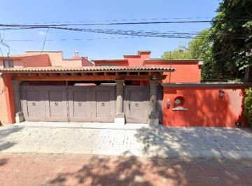 Casa de 4 habitaciones, Querétaro · Hermosa Casa Acacias en Queretaro!