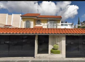 Casa de 4 habitaciones, Naucalpan de Juárez · Hermosa Casa en Bernardo Cuoto!