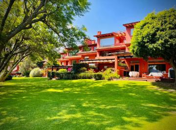 Casa de 4 habitaciones, Valle de Bravo · Casa en Venta con Vista y Acceso Al Lago en Valle de Bravo