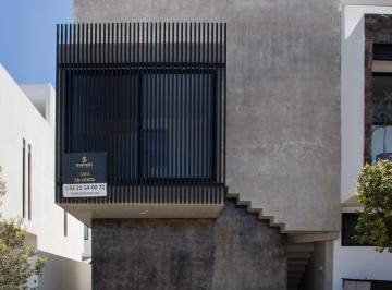 Casa de 5 habitaciones, Zapopan · Casa en Venta Parques Vallarta: Coto Cedros #79 a 10 Min del Tec de Mty