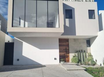 Casa de 3 habitaciones, Querétaro · Casa en Venta en Fraccionamiento Colinas de Juriquilla