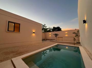 Casa de 3 habitaciones, Mérida · Casa en Venta Totalmente Equipada, Ubicada en Cholul Zona Norte de Mérida.