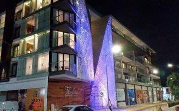 fachada 1 · Duplex, Br1 Ba1, The Fives Downtown, Playa del Carmen