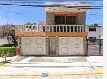Casa de 4 habitaciones, Tlalnepantla de Baz · Magnifica Casa en Valle Dorado!