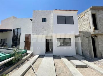Casa · 108m² · 3 Recámaras · 2 Estacionamientos · Casa en Mozuko Cd. Maderas