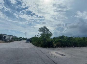 Terreno / Lote · 6932m² · Terreno en Av 50 Poniente Playa del Carmen