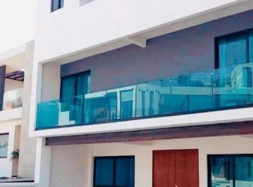 Casa · 190m² · 3 Recámaras · 2 Estacionamientos · Casa Nueva con Departamento en Venta en Vilaloma, Atizapán