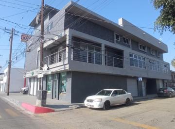 Edificio en esquina · Edificio de 3 Pisos en Venta en Tijuana