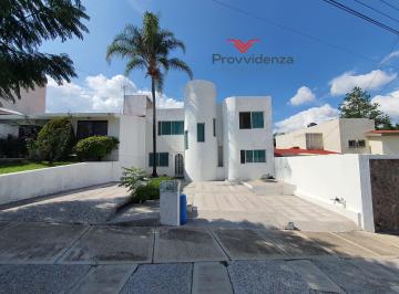Casa de 4 habitaciones, León · Casa en Venta con 4 Recámaras en Gran Jardín, León, Gto.