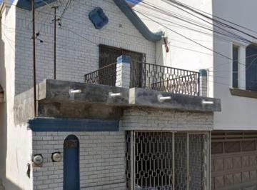 Casa de 2 habitaciones, Monterrey · Casa en Venta en Colonial Cumbres | Plaza Cumbres