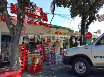 Terreno / Lote · 327m² · 1 Estacionamiento · Terreno Comerciale en Renta, Picacho, Ajusco.