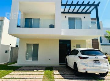 Casa · 175m² · 3 Recámaras · 2 Estacionamientos · Casa de Descanso en Fraccionamiento Velamar