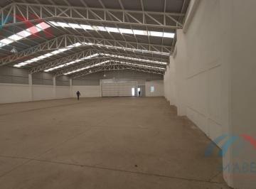 Nave industrial · 1000m² · 2 Estacionamientos · Nave Industrial en Renta en Xaloztoc