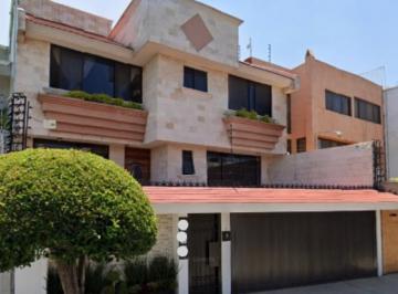 Casa de 4 habitaciones, Coyoacán · Hermosa Casa en Paseos de Taxqueña!