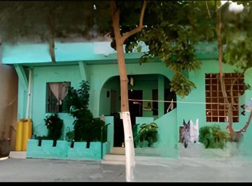 Casa · 110m² · 4 Recámaras · Casa en Venta en Altamira en 5 de Mayo Col. Nuevo Tampico