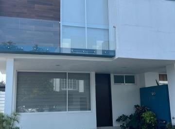 Casa en condominio de 3 habitaciones, Zapopan · Casa en Venta