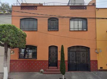 Casa de 4 habitaciones, Miguel Hidalgo · Casa en Remate en Verónica Anzures Miguel Hidalgo