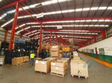 Nave industrial · 5662m² · 8 Estacionamientos · Bodega en Renta Zona Vw