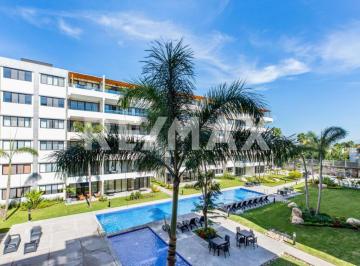 Departamento · 89m² · 2 Recámaras · 1 Estacionamiento · Moderno Departamento en Renta por Año en Puerta Arena, Nuevo Vallarta con Terraza y Alberca. - (4)