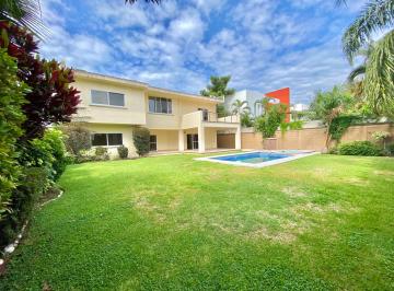 Casa de 4 habitaciones, Cuernavaca · Renta Exclusivo Fraccionamiento Real Las Quintas