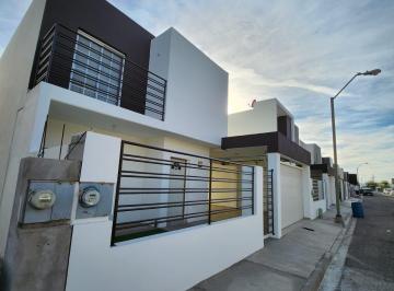 Casa de 3 habitaciones, Mexicali · Casa en Venta Fraccionamiento Privado San Carlos