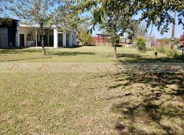 Rancho · 300m² · 2 Recámaras · 20 Estacionamientos · Rancho en Venta en El Sendero