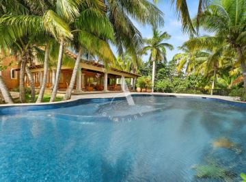 Casa de 6 habitaciones, Benito Juárez · Casa en Venta en Zona Hotelera Cancún