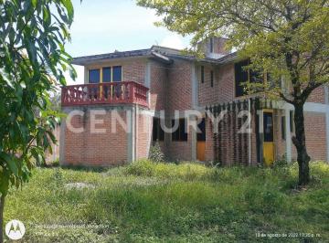 Casa · 383m² · 7 Recámaras · 6 Estacionamientos · Casa en Venta, Tequesquitengo