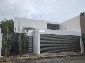 Casa · 325m² · 5 Recámaras · 3 Estacionamientos · Venta Casa en Sodzil Norte en Mérida, Yucatán - (4)