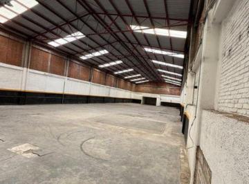 Bodega comercial · 732m² · 3 Estacionamientos · Bodega Industrial - Barrio de Santiago