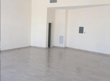 Local comercial · 83m² · 3 Estacionamientos · Local Comercial en Renta (Av Mirador)