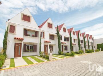 Casa · 123m² · 3 Recámaras · 2 Estacionamientos · Casa en Venta San Lorenzo Almecatla Puebla