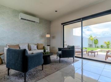 Casa de 2 habitaciones, Mérida · Casa en Venta en Conkal, Mérida