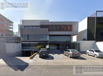 Oficina · 100m² · 3 Estacionamientos · Oficina en Renta en Anillo Vial Fray Junipero Serra Residencial El Refugio