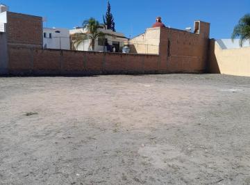 Terreno / Lote · 1024m² · Excelente Ubicacion de Terreno en Privada Colinas del Parque, Garita de Jalisco