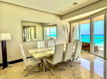 Departamento · 285m² · 3 Recámaras · 2 Estacionamientos · Departamento en Renta Bay View Grand