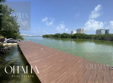 Departamento · 190m² · 3 Recámaras · 2 Estacionamientos · Departamento en Renta Isla Bonita Planta Baja