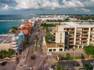 Departamento · 101m² · 2 Recámaras · 1 Estacionamiento · Departamento de 2 Recámaras a La Venta en El Centro de Cozumel.