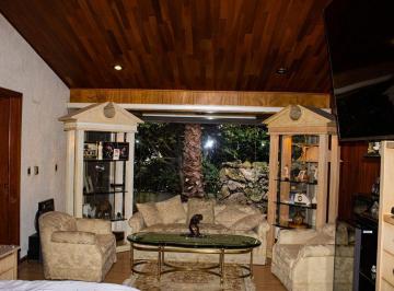 Casa en condominio · 741m² · 4 Recámaras · 4 Estacionamientos · Casa en Venta en Club de Golf Santa Anita