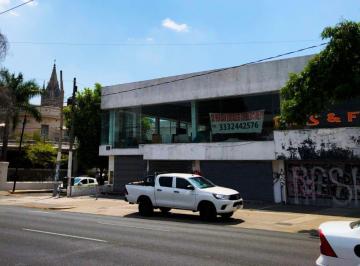 Local comercial · 1100m² · 5 Estacionamientos · Local en Venta Americana Av Vallarta
