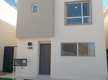 Casa · 119m² · 3 Recámaras · 2 Estacionamientos · Casa en Fracc. Alleza Norte