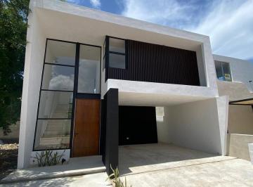 Casa · 235m² · 3 Recámaras · 2 Estacionamientos · Casa en Pueblo Tamanche