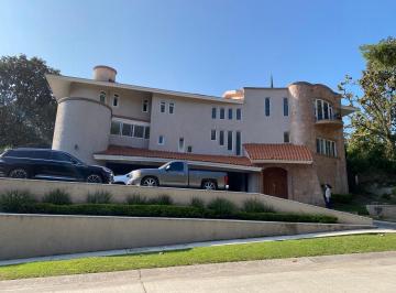 Casa de 2 habitaciones, Tlajomulco de Zúñiga · Casa en Venta y Renta, El Palomar, Tlajomulco, Jal.
