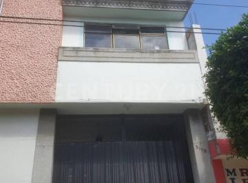 Casa · 800m² · 6 Recámaras · 20 Estacionamientos · Venta de Casa en Puebla Para Inversionista