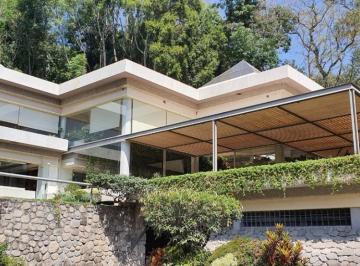 Casa · 1298m² · 4 Recámaras · 12 Estacionamientos · Casa Sola en Rancho Cortes Cuernavaca - Ari - 785 - Fr*